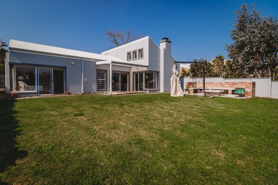 3 Bedroom Property for Sale in Dormehls Drift Western Cape